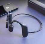 In-ear wireless sports headphones - Image 2